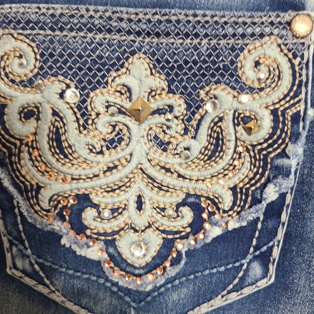 Hydraulic Crops Denim - Picture 6 of 10